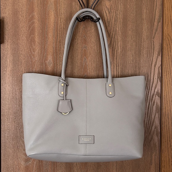 Radley London Southwark Lane Tote in Open Grey—Like New, Perfect Condition - Picture 1 of 8